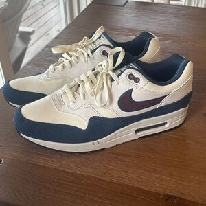 Nike Air Max 1 Men's 12.5 Coconut Milk/Burgundy Crush
